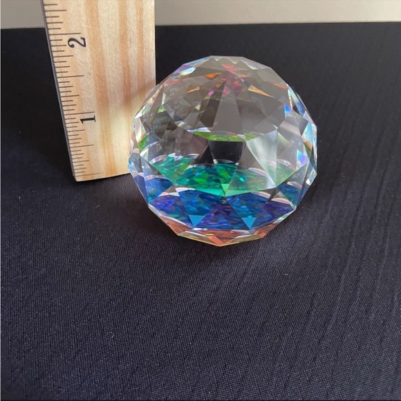 VINTAGE GLASS PAPERWEIGHT - Picture 3 of 9